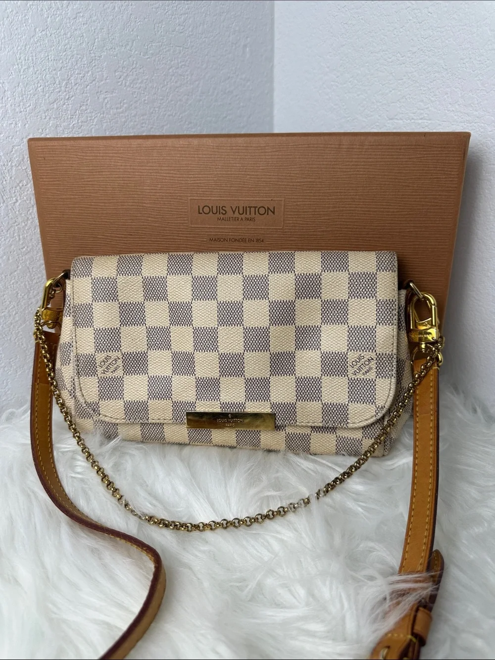 💯Authentic Louis Vuitton Damier Azur Favorite PM Crossbody Bag🍀